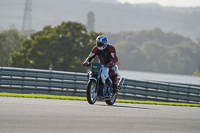 donington-no-limits-trackday;donington-park-photographs;donington-trackday-photographs;no-limits-trackdays;peter-wileman-photography;trackday-digital-images;trackday-photos